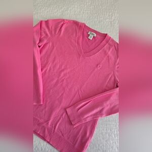 LILLY Pulitzer lightweight sweater V neck size Medium